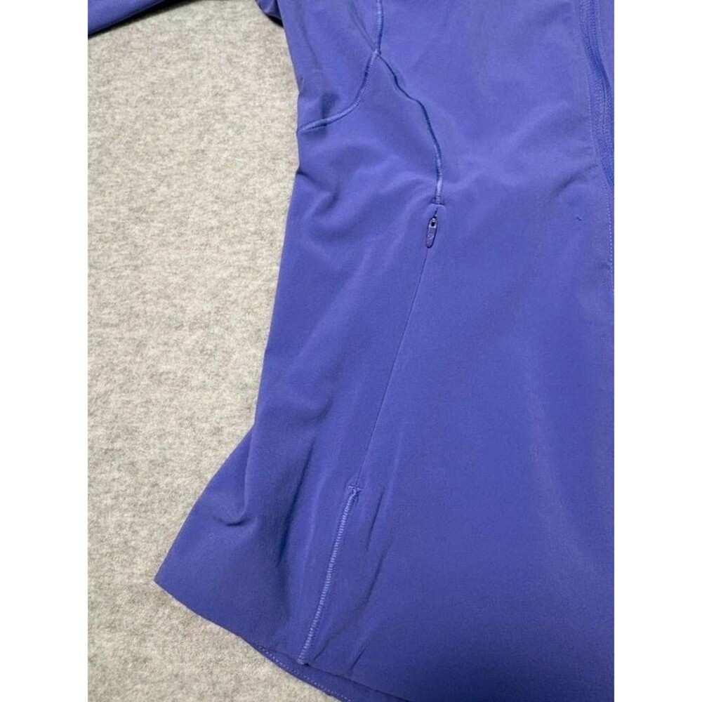 Lululemon women’s purple hooded define jacket (Size 4) - Picture 3 of 8